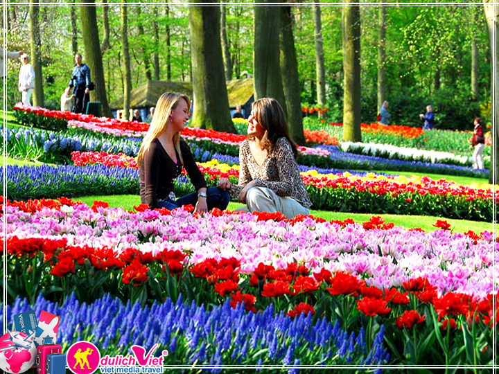 Du lịch Châu Âu - Pháp - Bỉ - Hà Lan - Lễ hội hoa Tulip từ Sài Gòn giá tốt